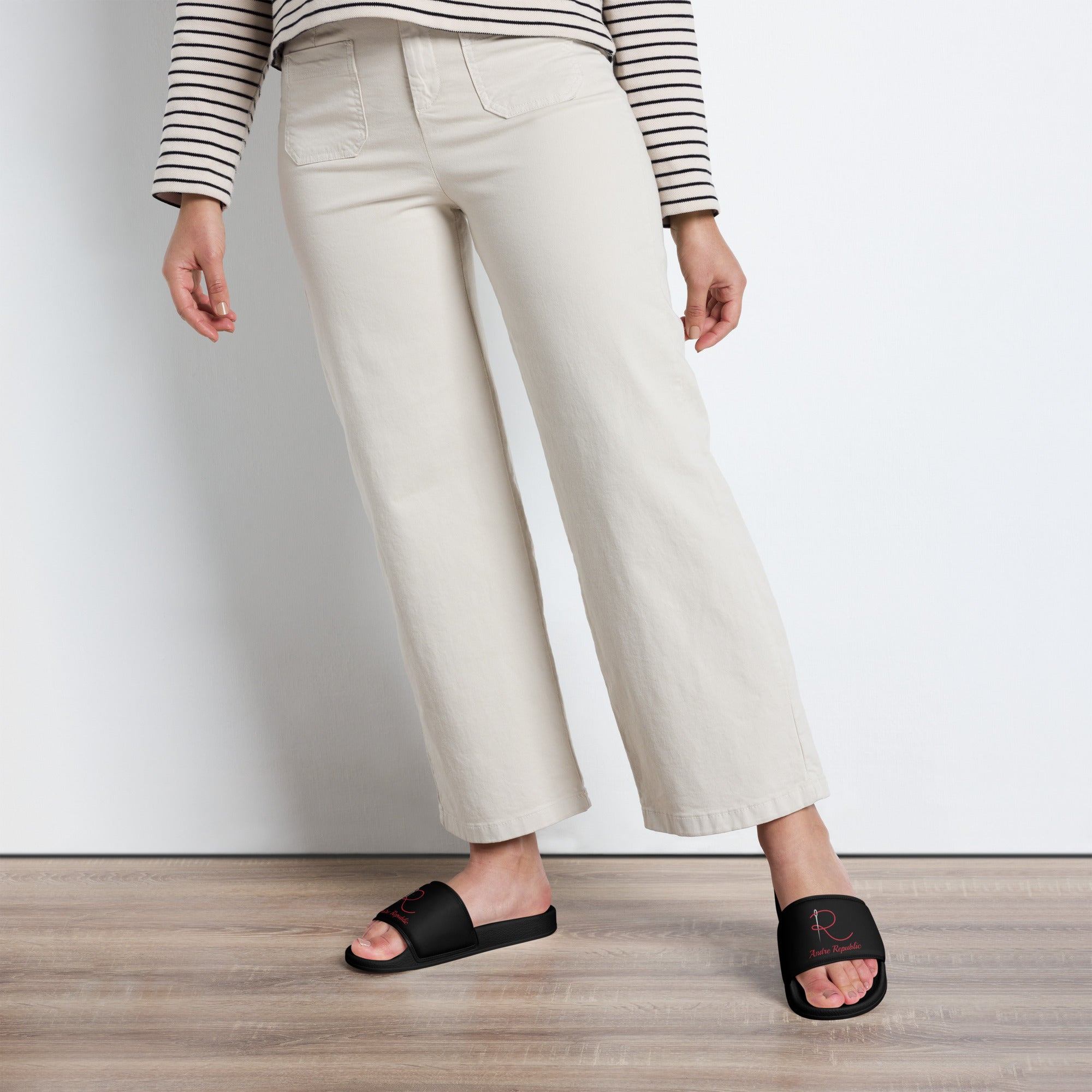 Andre Republic Women's slides